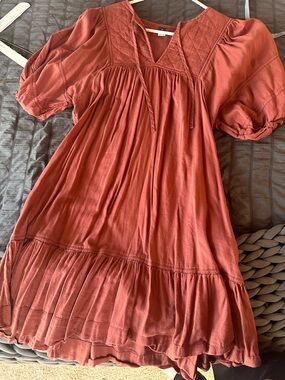 Old Navy Quilted Rust V-Neck Dress